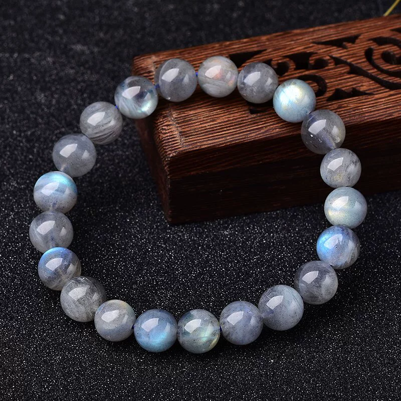 Kalyana Aura Natural Gray Moonstone Single Loop Bracelet