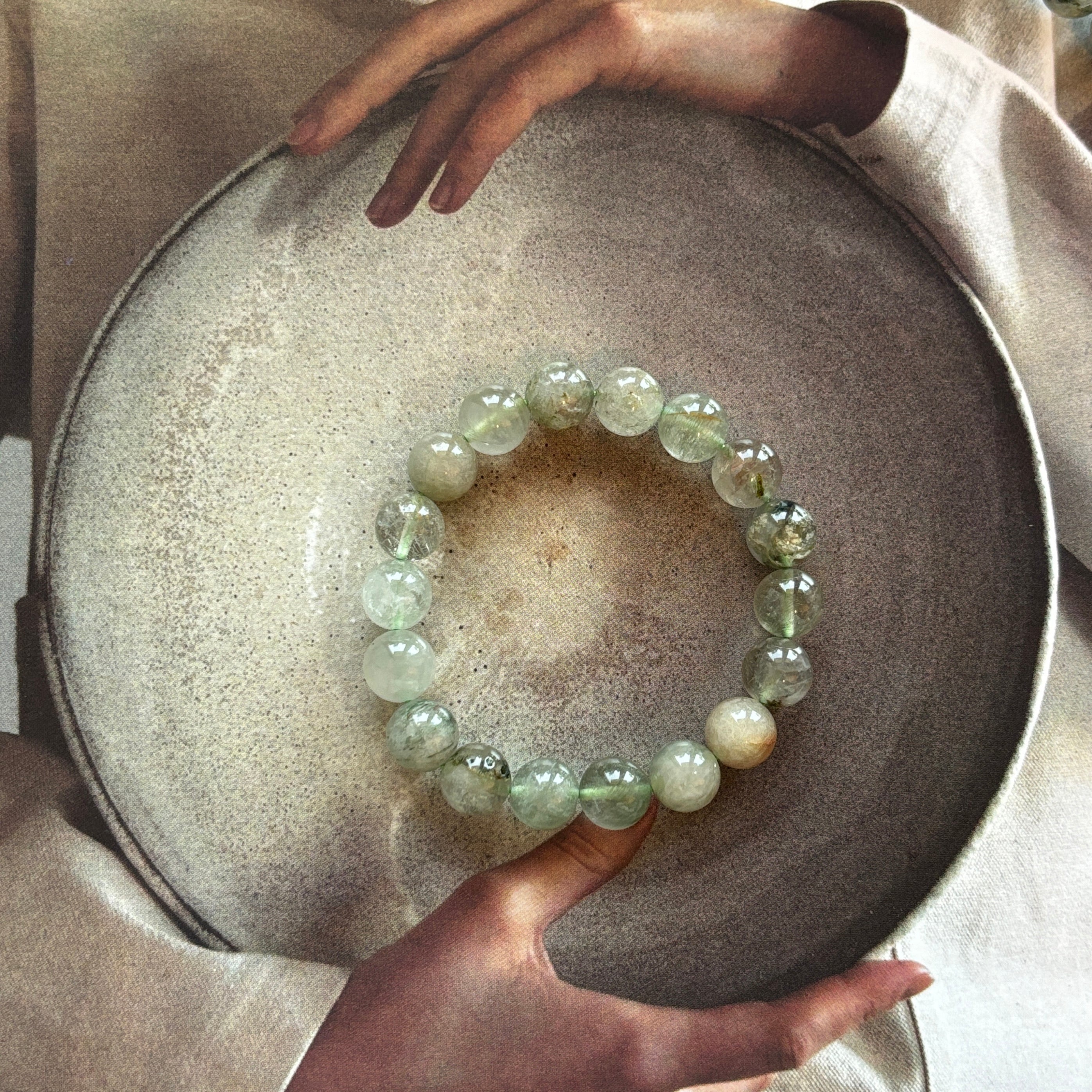 Kalyana Aura Natural Green Rabbit Hair Crystal Bracelet