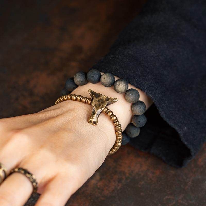 Kalyana Aura Golden Obsidian Bull Head Pendant Bracelet