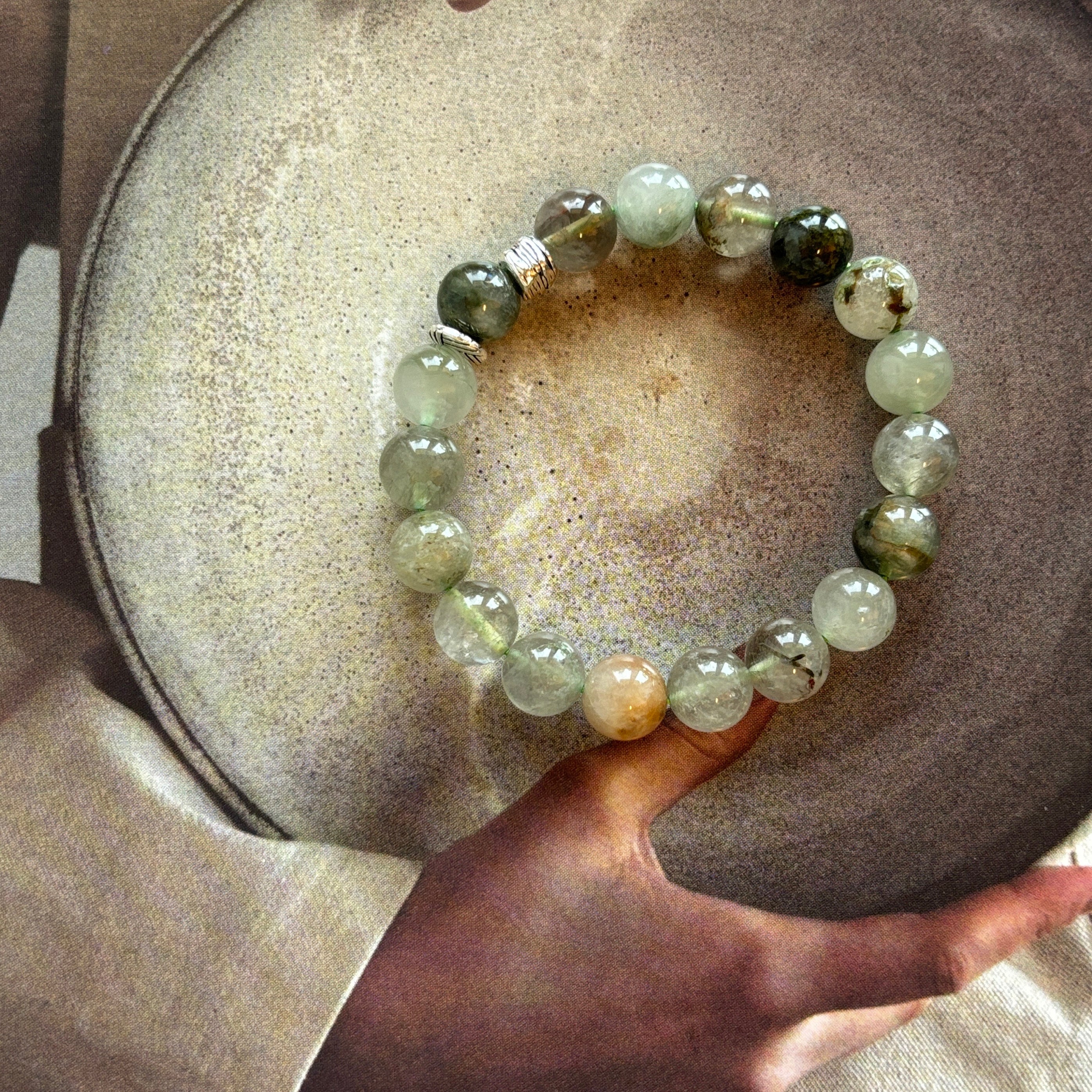 Kalyana Aura Natural Green Rabbit Hair Crystal Bracelet