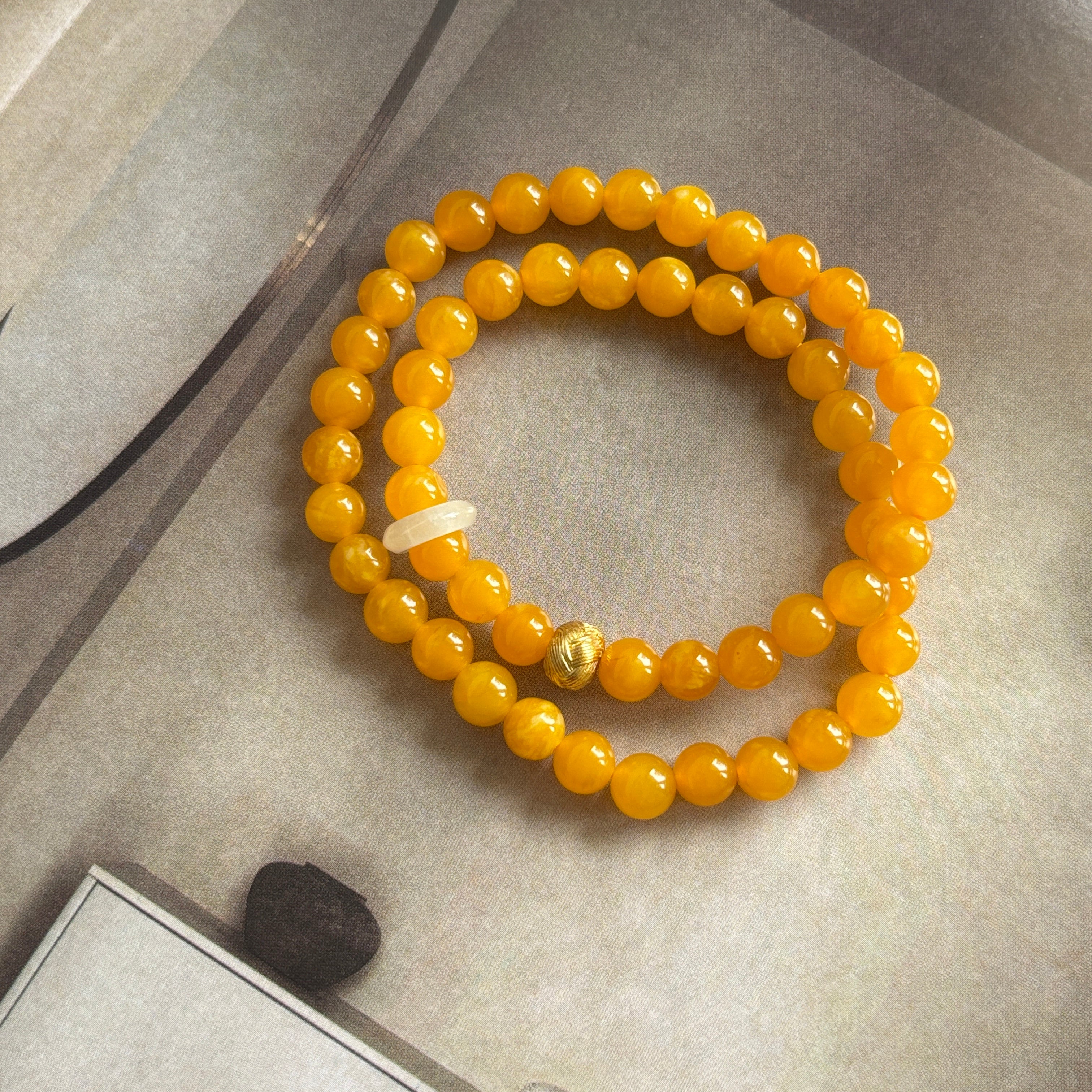 Kalyana Aura Natural Citrine and Bashan Jade Elastic Double-loop Bracelet