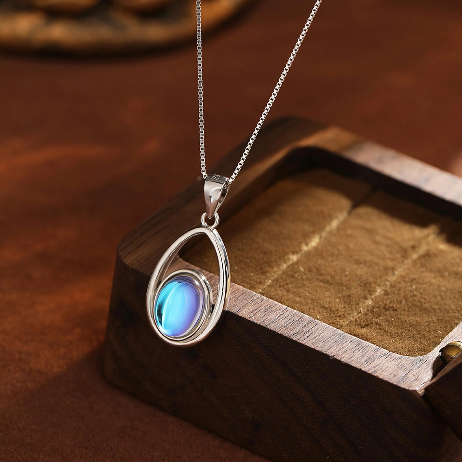 Kalyana Aura Moonstone Pendant Healing Necklace For Women