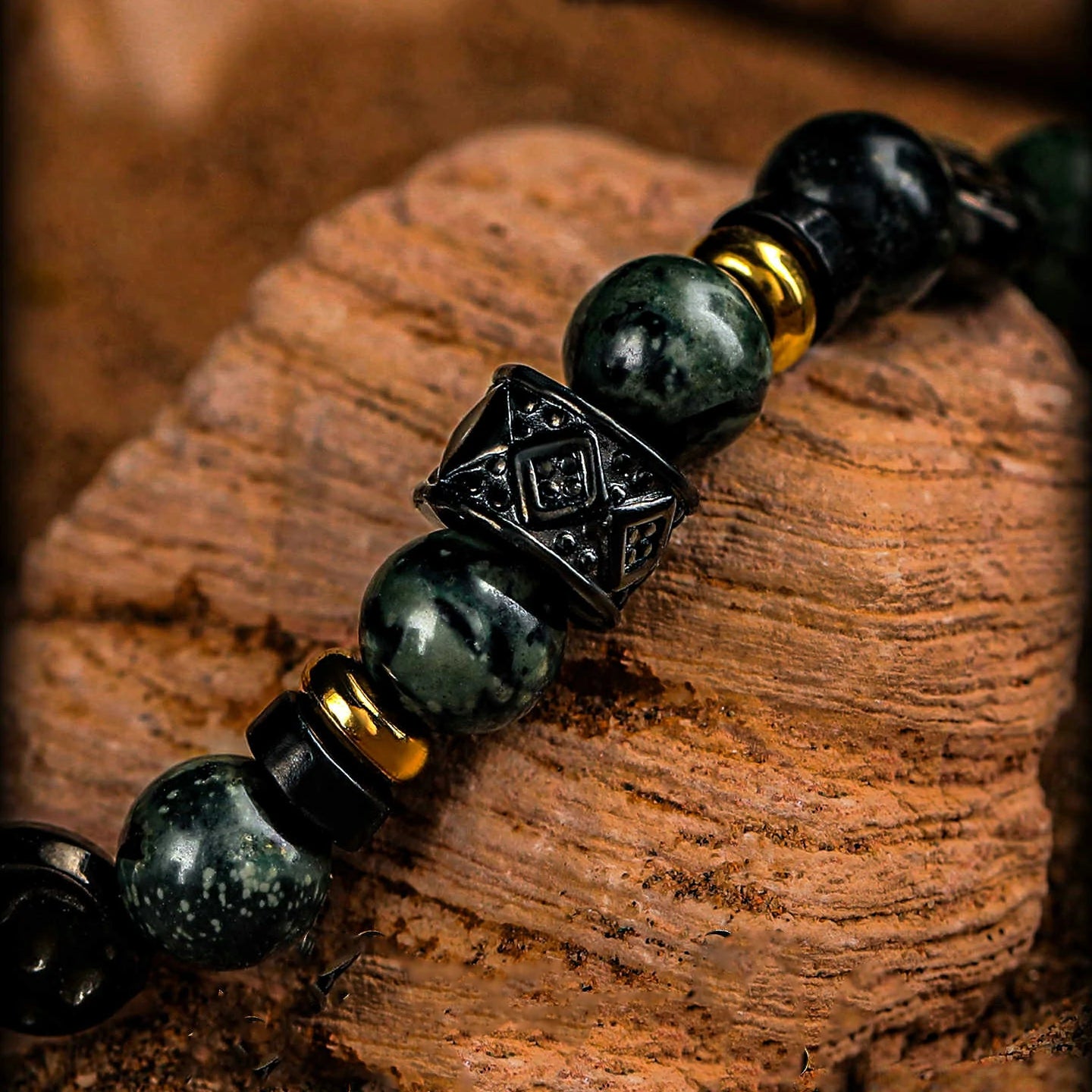 Kalyana Aura Vintage Malachite Coconut Shell 316L Titanium Steel Bracelet Men